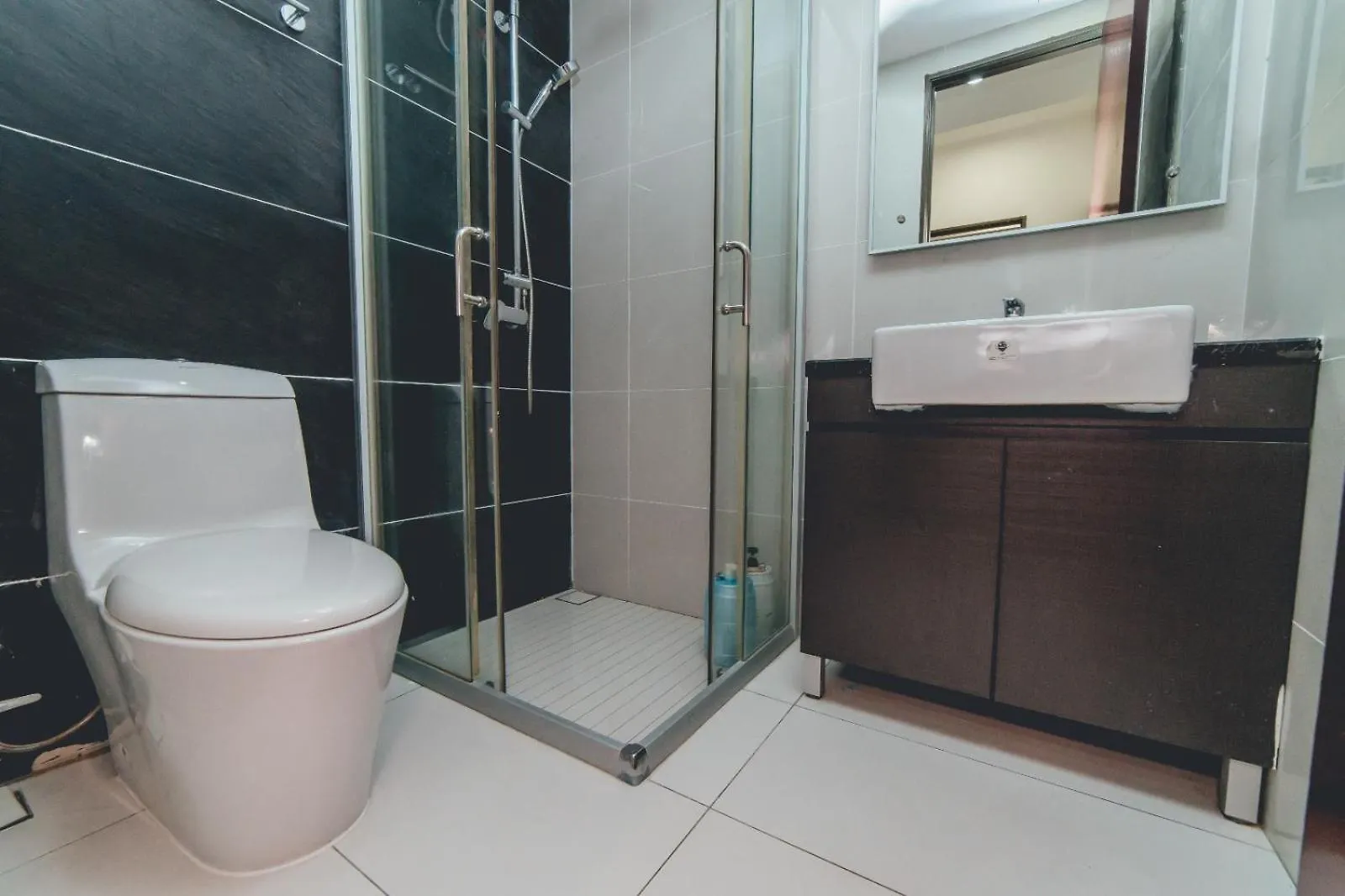 Danga Bay Coastal Serenity 3Br 6Pax W Balcony By Our Stay Johor Bahru Apartment